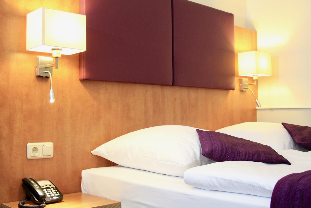 Hotel Niederrad Frankfurt am Main Quarto foto